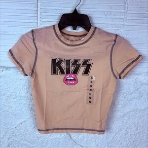 NWT KISS lips peach cropped rock & roll cotton stretch shirt size small